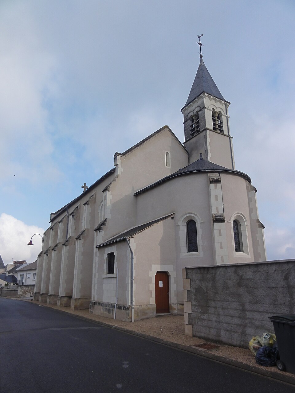 Port — de — Piles (Vienne) Église