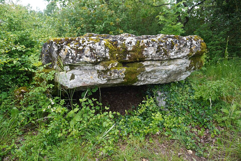 Dolmen de Pouzac 1