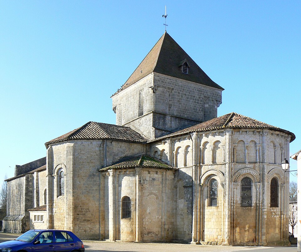 Church of Saint Maurice la Clouère