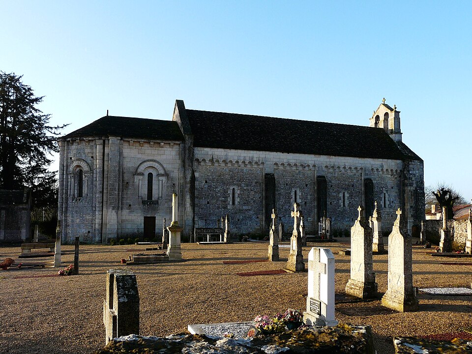 Saint — Pierre — d'Exideuil église
