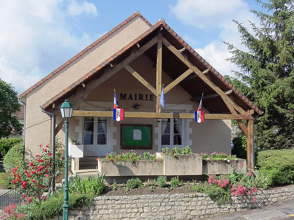 Vaux — sur — Vienne (Vienne) Mairie