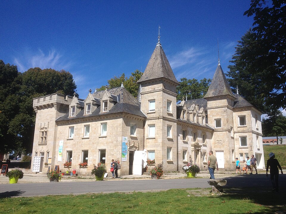 Château de Beaumont — du — Lac