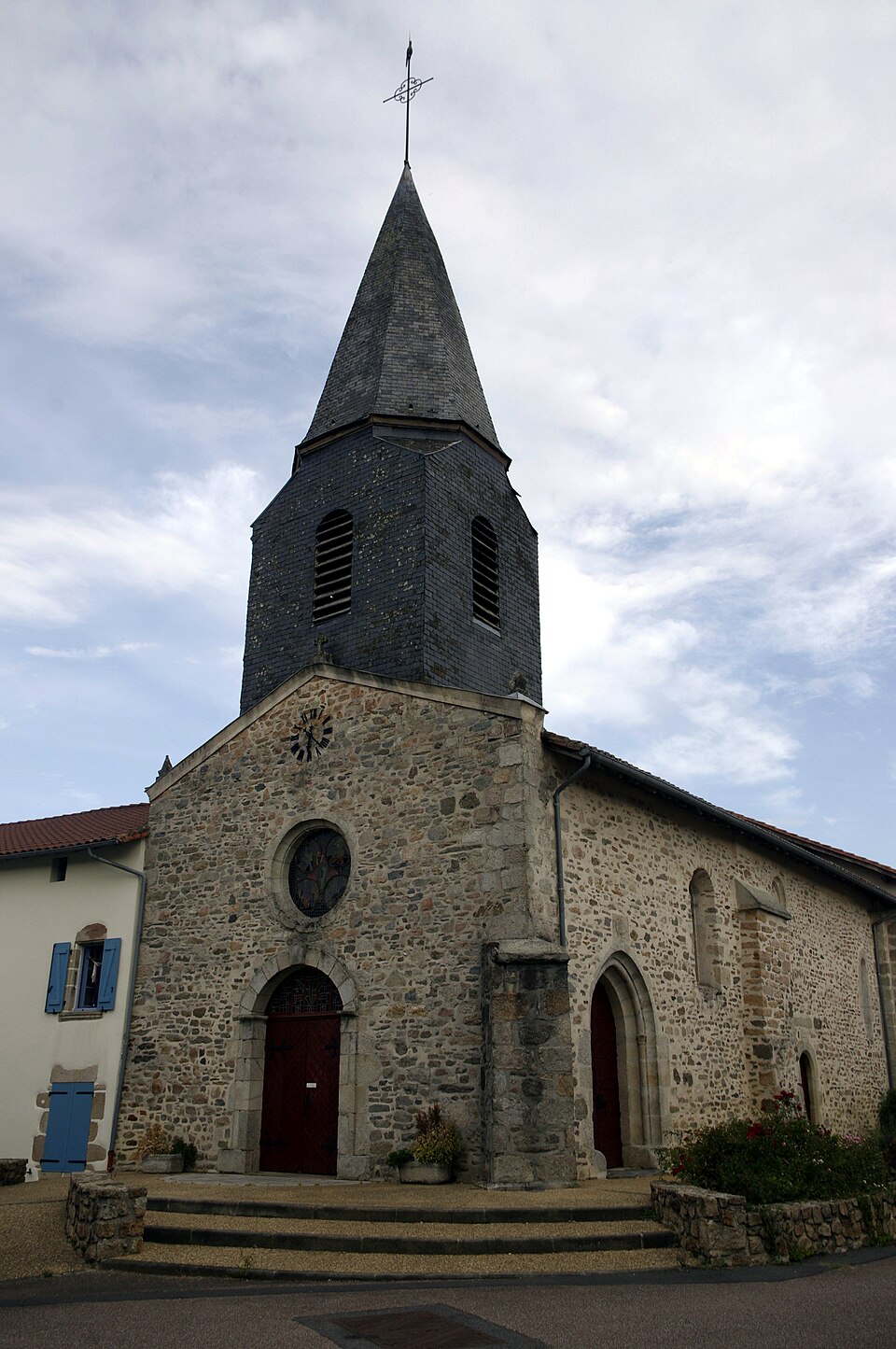 Champsac — eglise 01