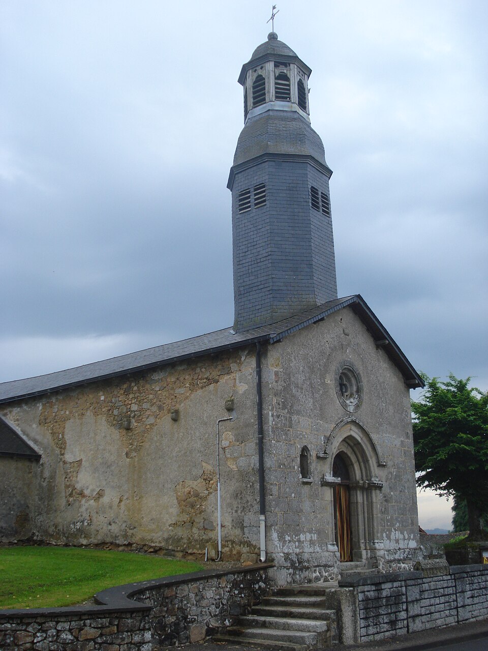 Le Châtenet — en — Dognon (Haute — Vienne, Fr), l'église