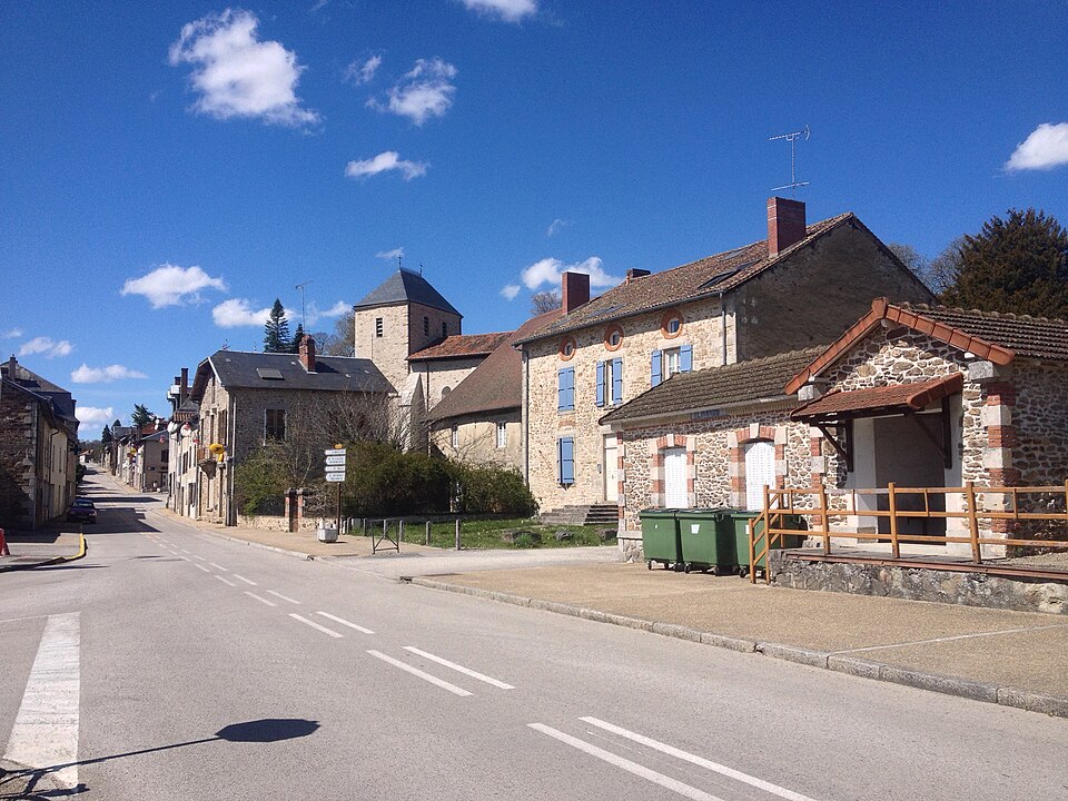 Le bourg de Linards