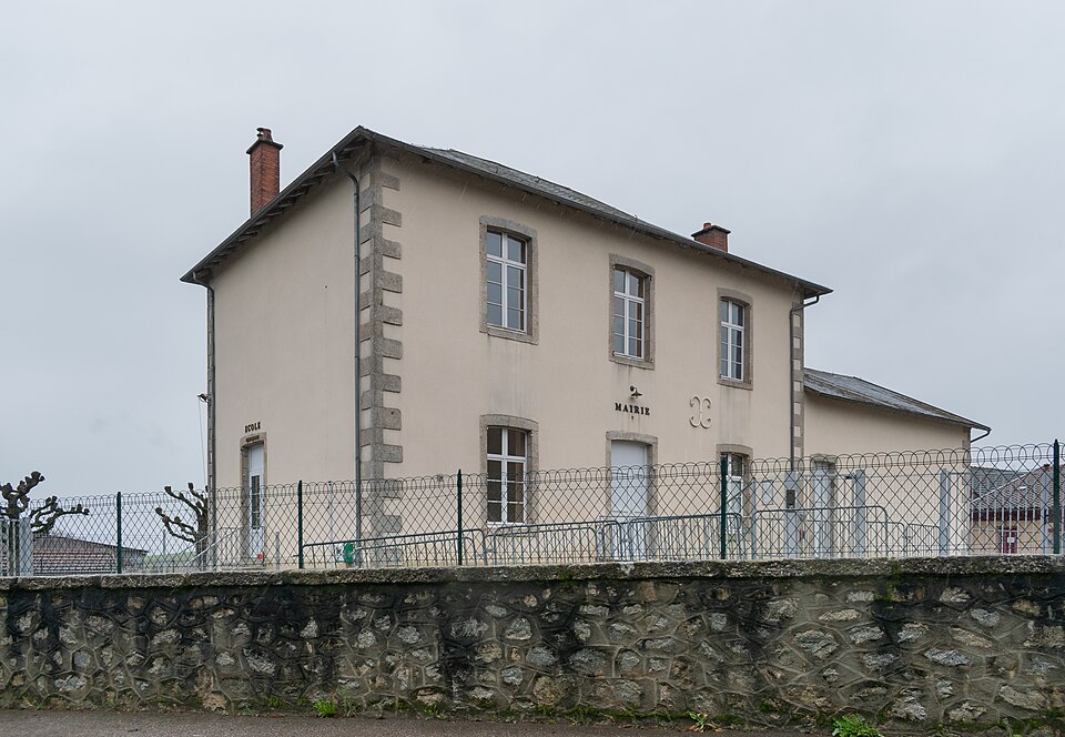 Town hall of Moissannes (4)