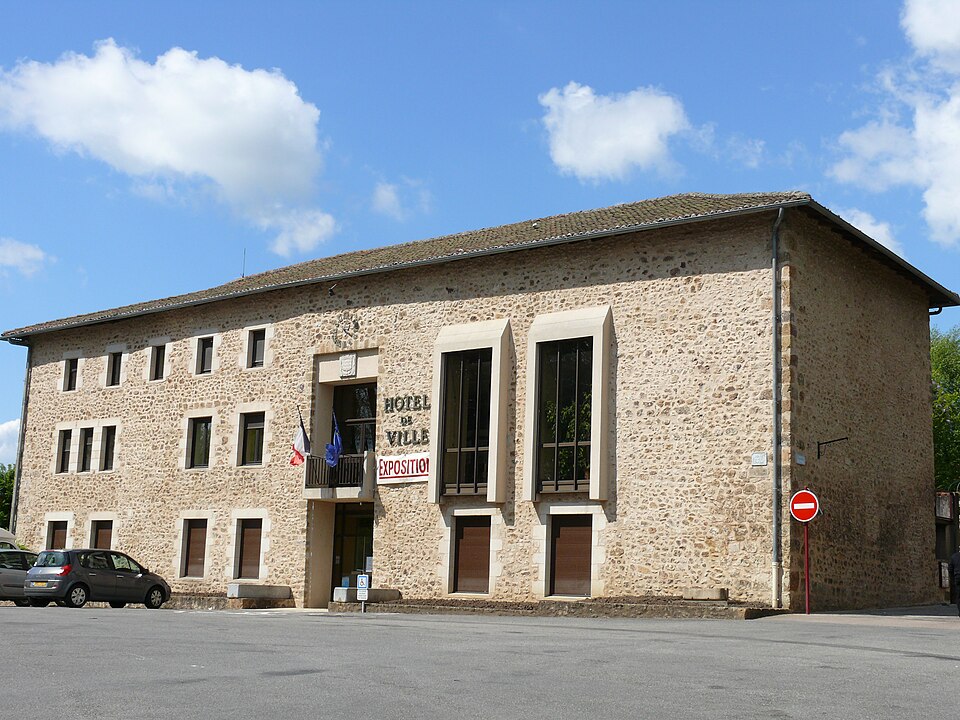 Rochechouart — Hôtel de ville