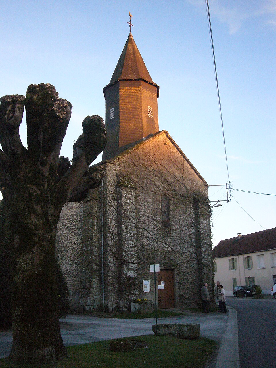 Eglise de Saint — Sornin — Leulac