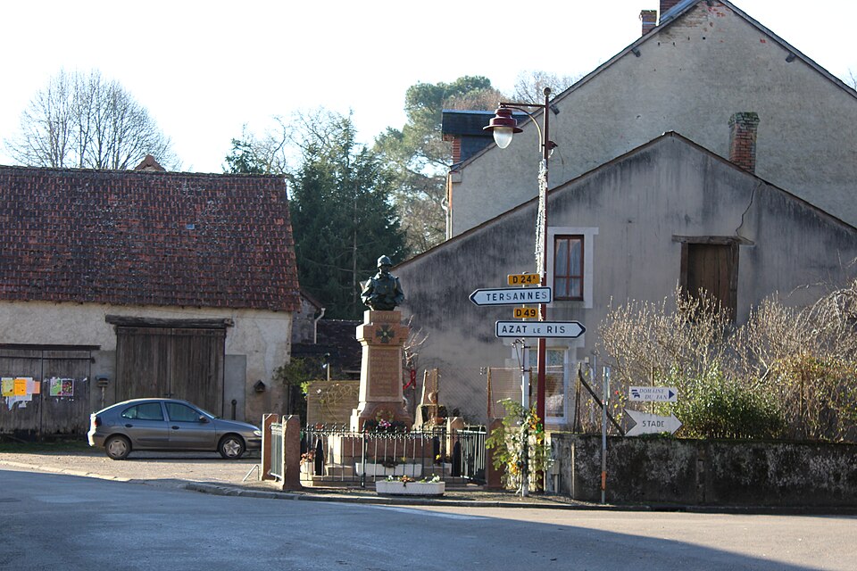 Bourg de Verneuil — Moustiers
