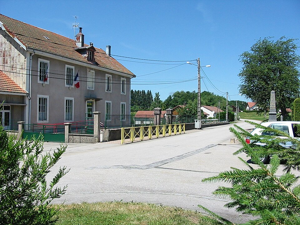 Arrentès — de — Corcieux mairie