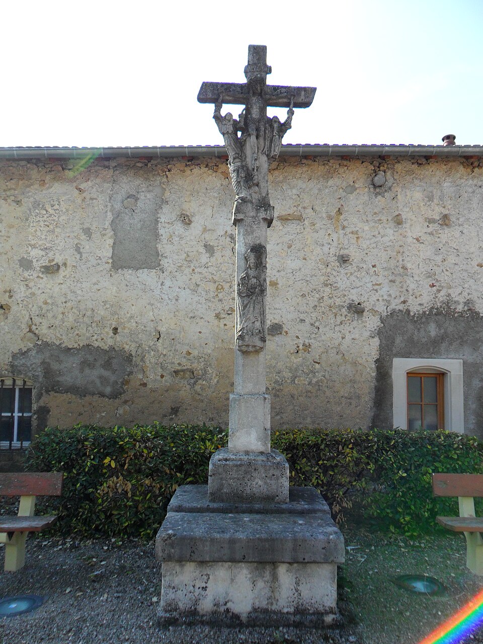 PA00107082.Croix du village d'Attigneville