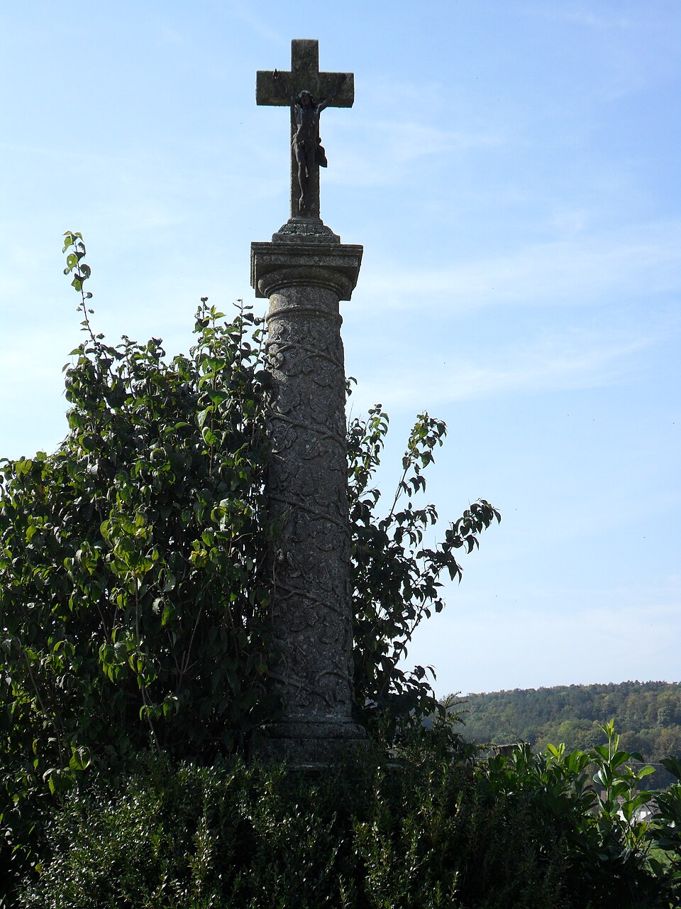 PA00107090.Croix en pierre de Barville