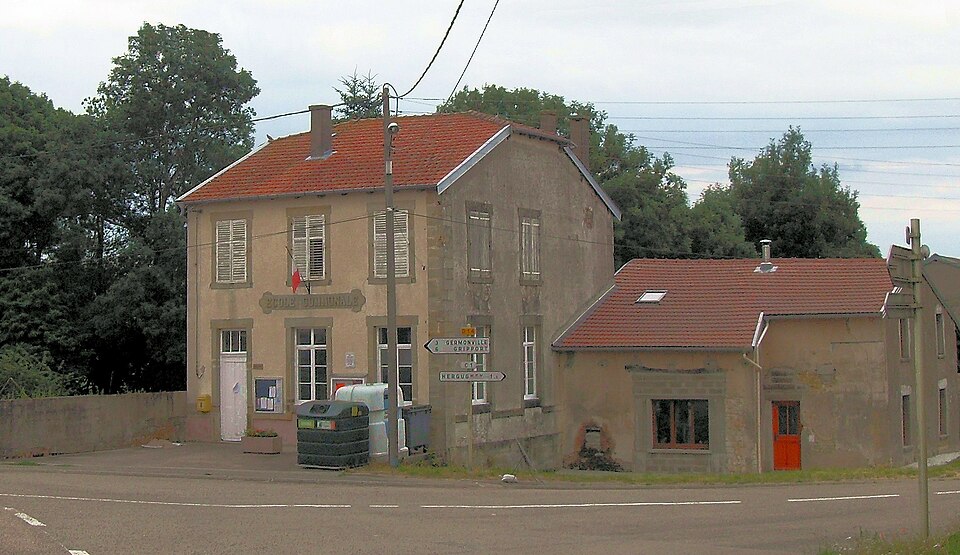 Battexey, Mairie — école
