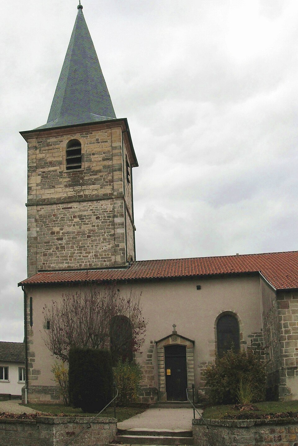 Bulgnéville, Église Saints — Pierre — et — Paul 1