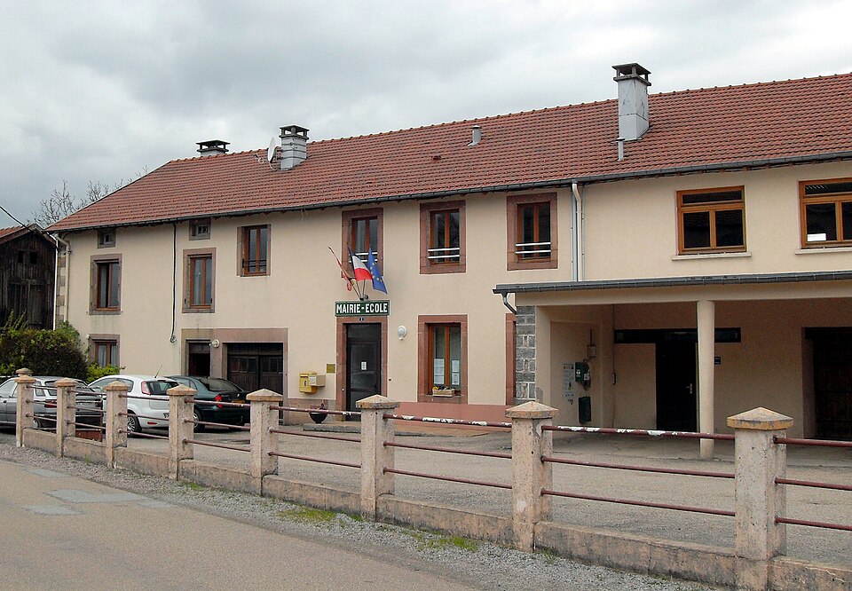 Champdray, Mairie — école