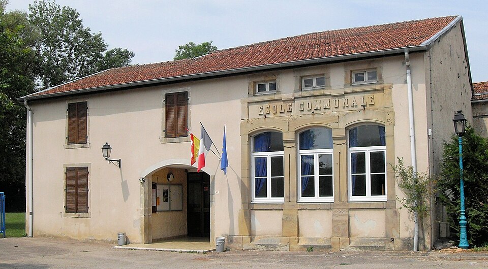 Frenelle — la — Grande, Mairie