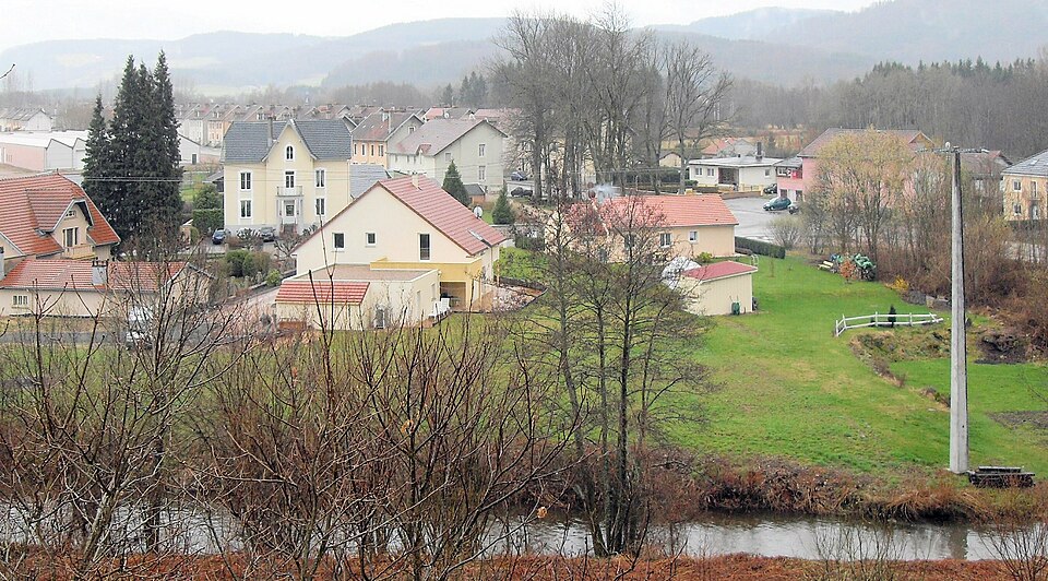 Laveline — devant — Bruyères