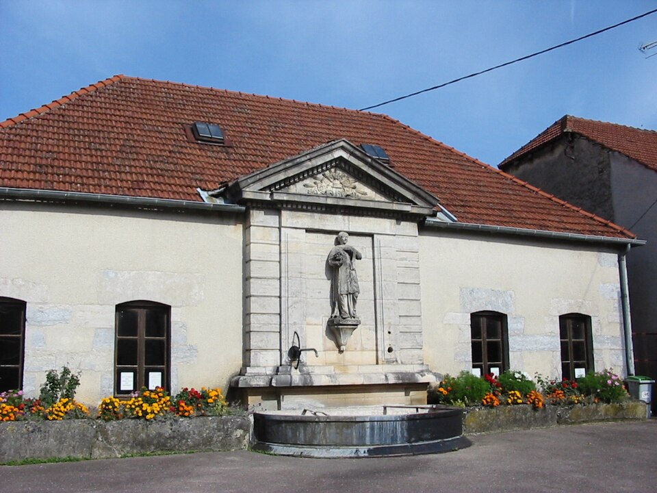 Liffol 88 Halle