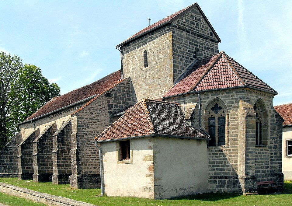 Rozières — sur — Mouzon, Église Notre — Dame 1