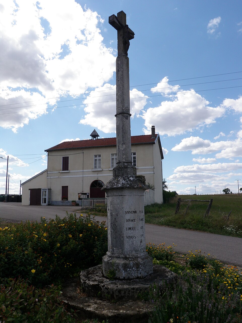 Calvaire d'entre les Deux Thons