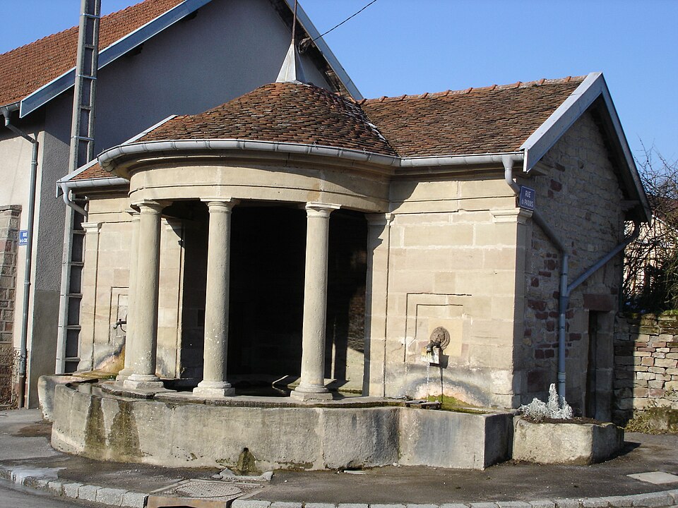 Fontaine à Viviers — le — Gras