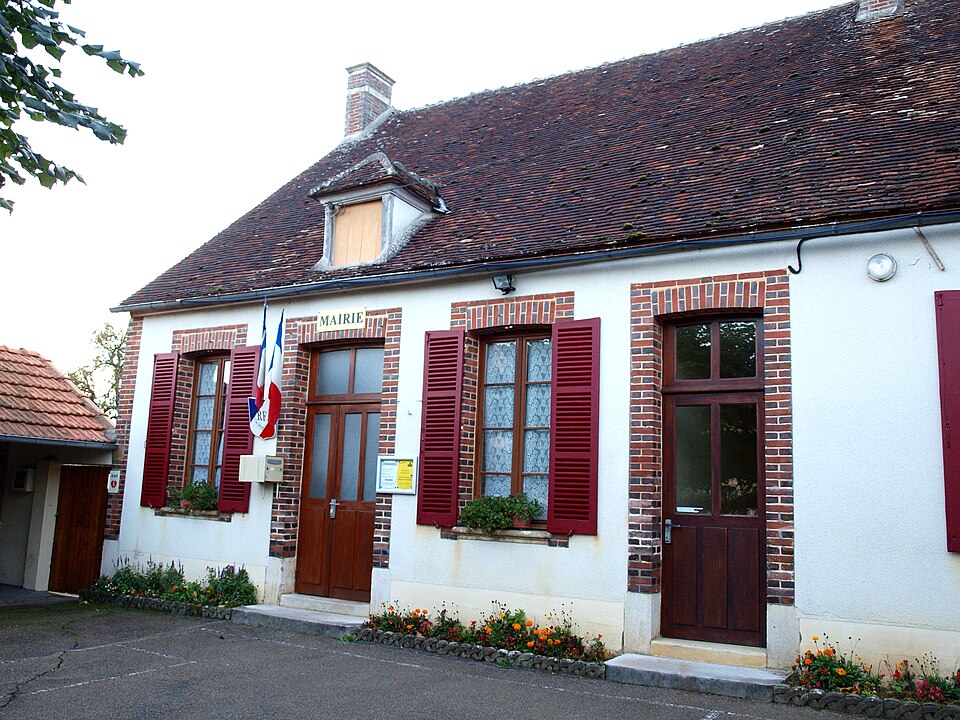 Beauvoir — FR — 89 — mairie — école — 16