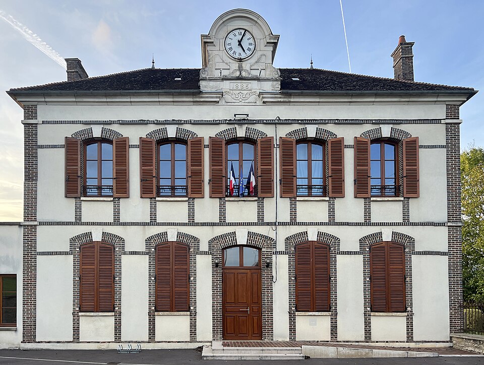 Mairie — Beugnon (FR89) — 2022 — 11 — 02 — 4
