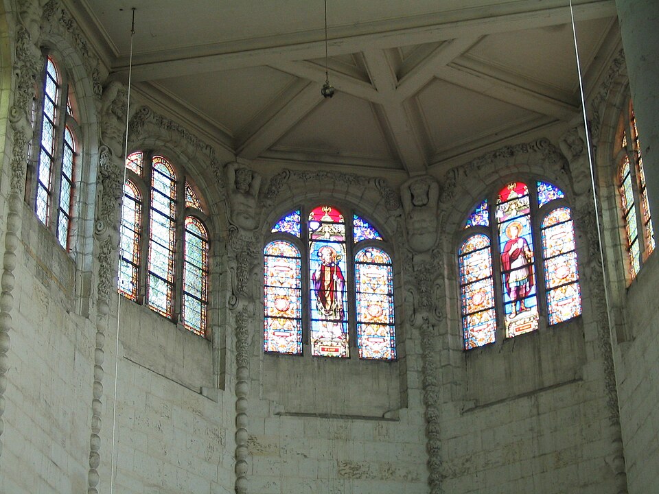 Brienon — sur — Armançon, collégiale Saint — Loup, intérieur, baies
