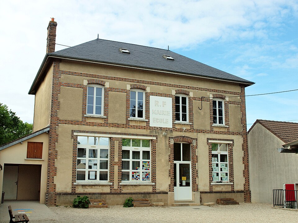 Cornant — FR — 89 — mairie & école — 1