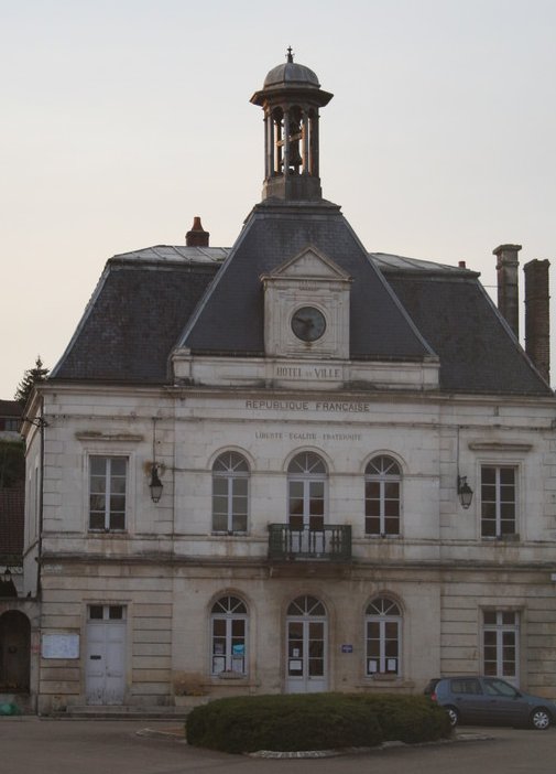 Coulanges — mairie2
