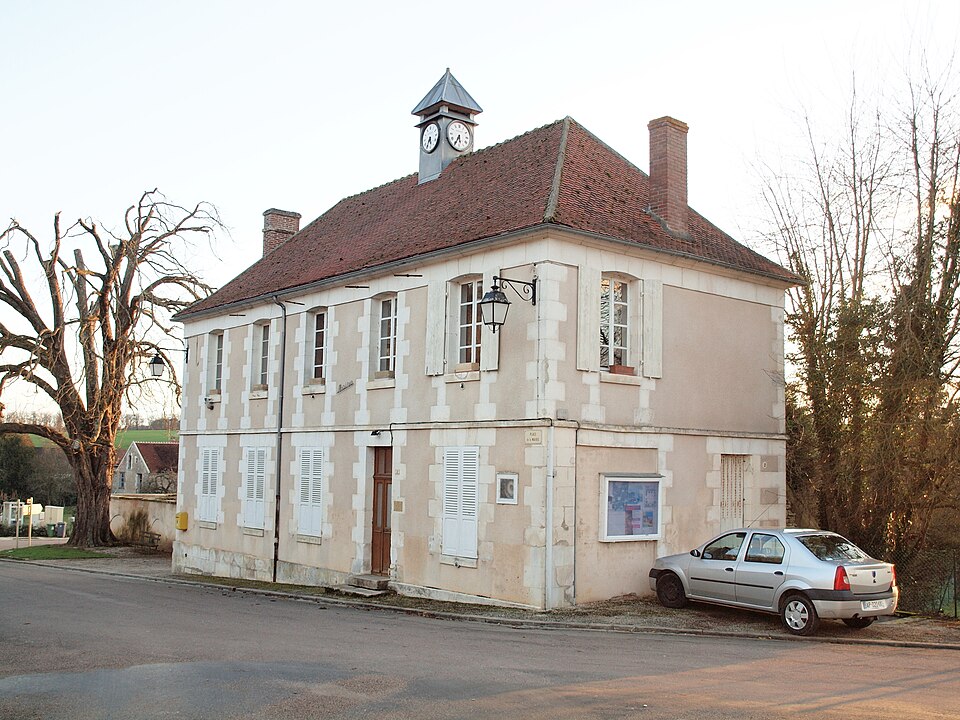 Fontenay — sous — Fouronnes — FR — 89 — mairie — 2