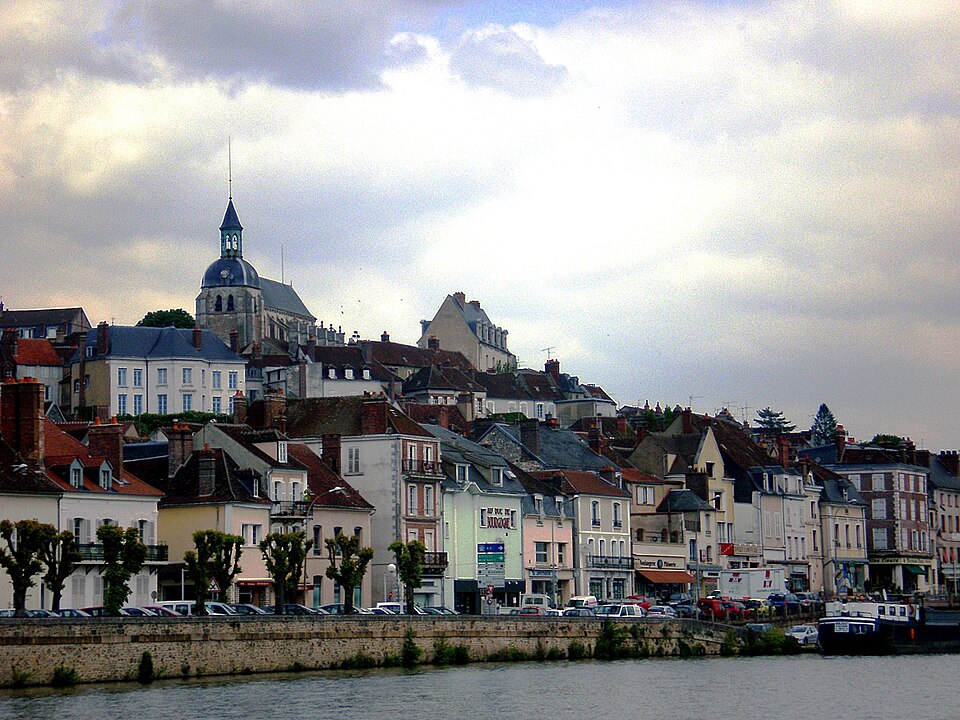 P5280163 Joigny quai reduct