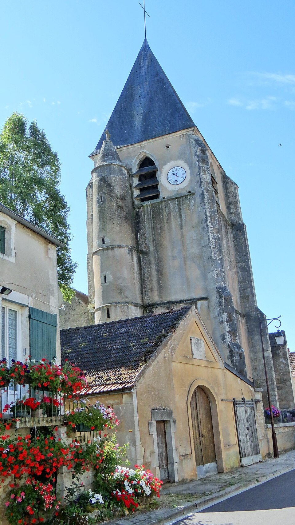 Massangis eglise (4)