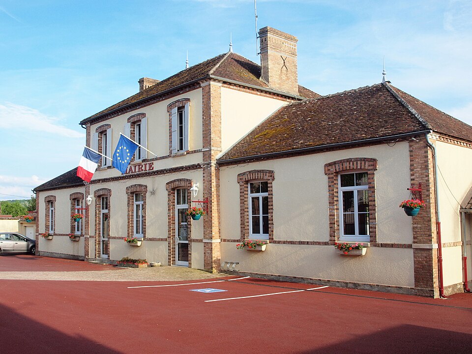 Nailly — FR — 89 — mairie — a4
