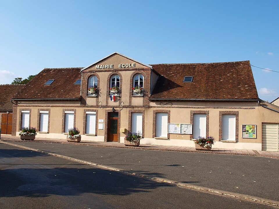 Noé — FR — 89 — mairie — 19