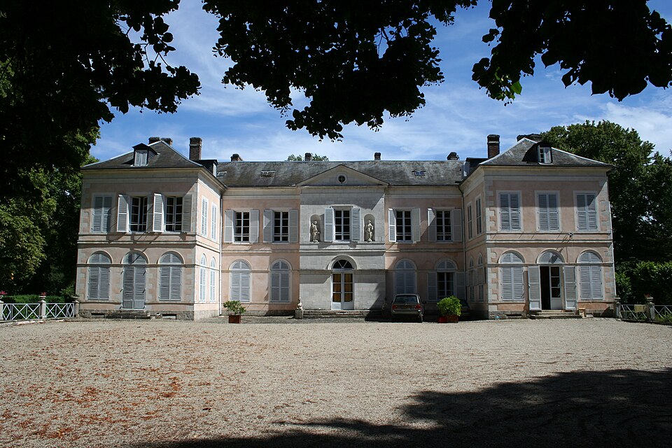 Precy chateau