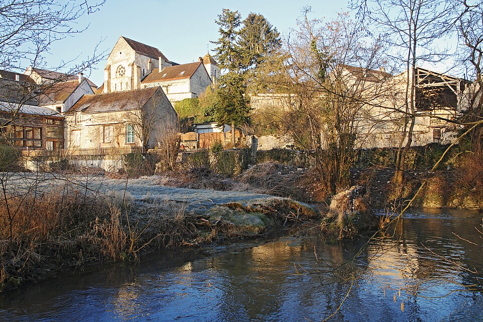 Sainte — Vertu F89 village IMF9346