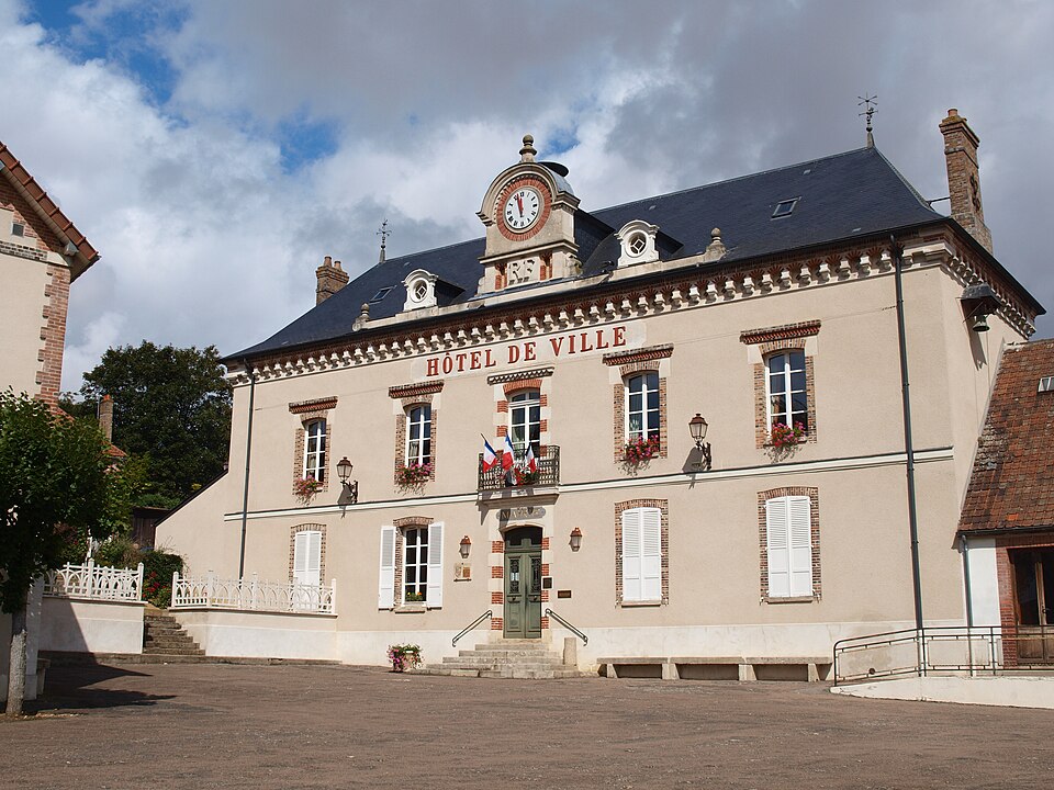 Sergines — FR — 89 — mairie — 08