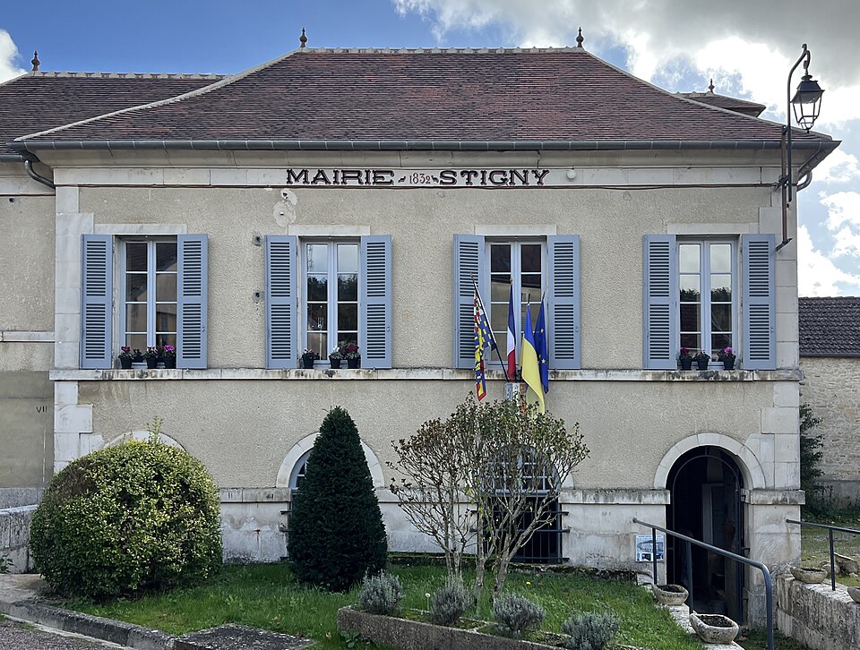 Mairie Lavoir — Stigny (FR89) — 2022 — 11 — 02 — 7