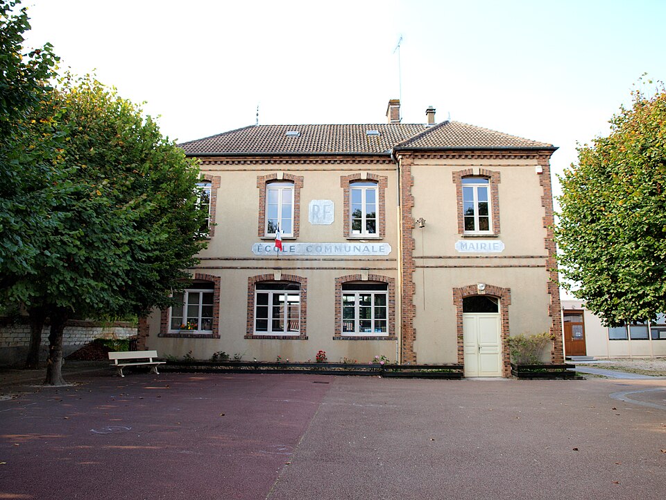Theil — sur — Vanne — FR — 89 — mairie — école — 04