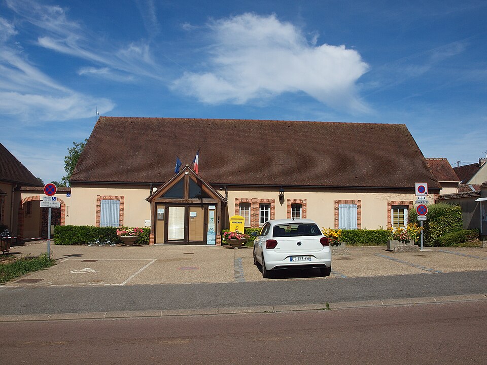 Thorigny — sur — Oreuse — FR — 89 — mairie — 01