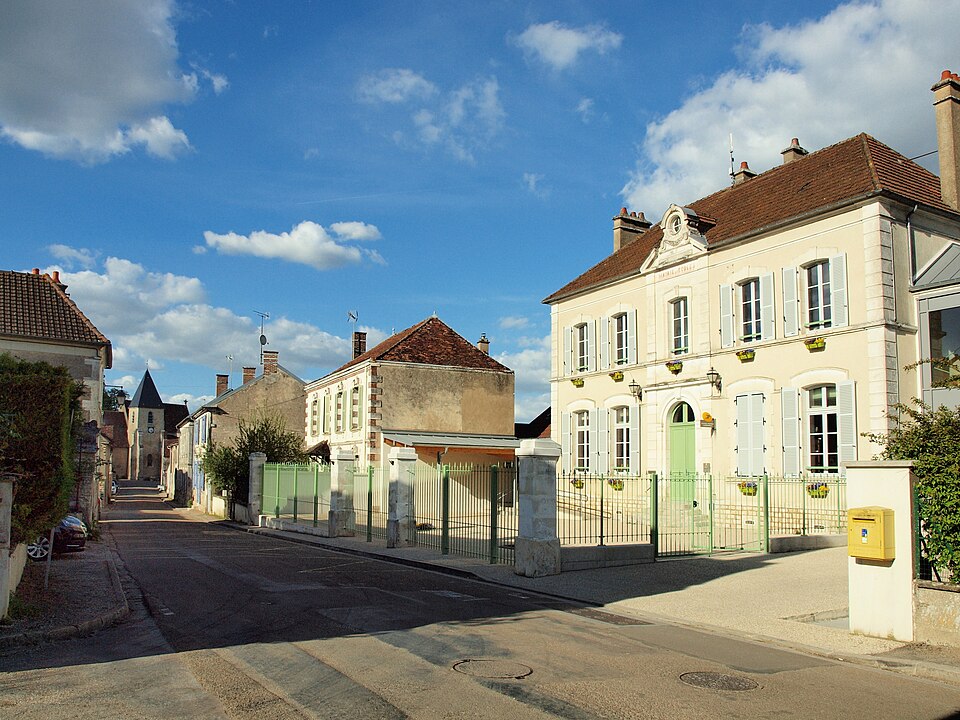 Val — de — Mercy — FR — 89 — grand rue — 03