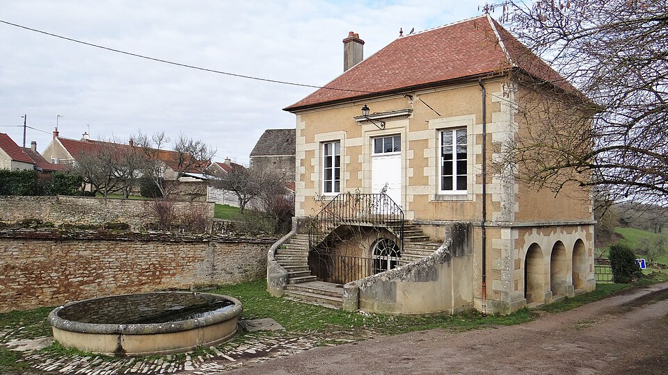 Salle communale, Vassy — sous — Pisy (7)