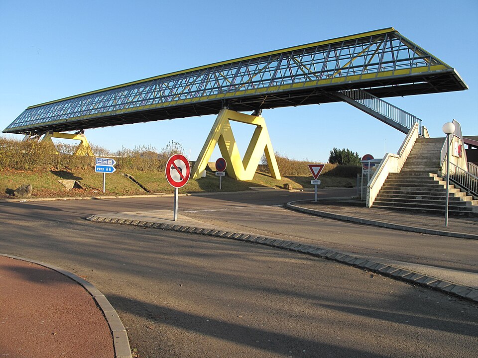 Passerelle de l'aire de Venoy