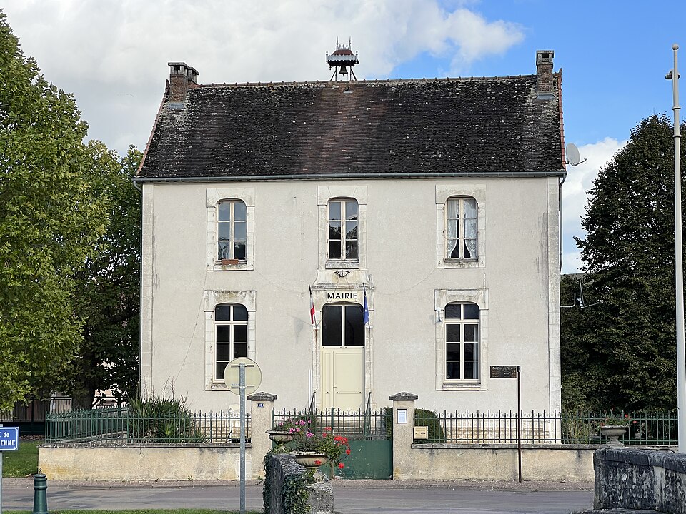 Mairie — Vézannes (FR89) — 2022 — 11 — 02 — 2