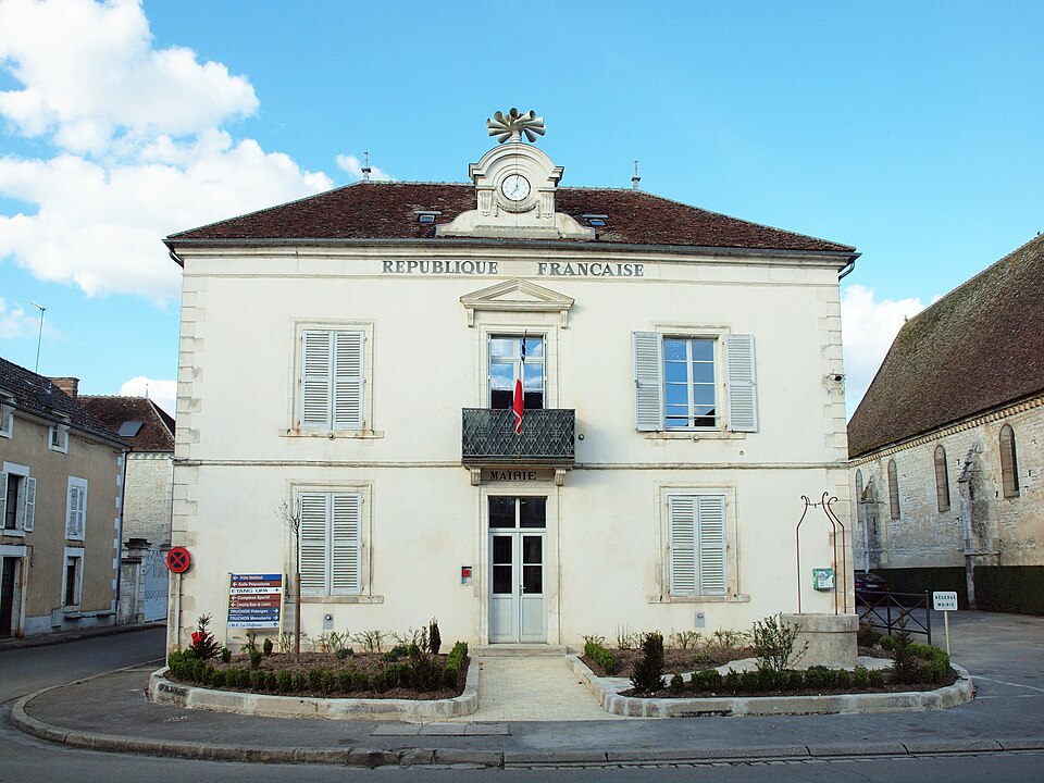 Vincelles — FR — 89 — mairie — 01