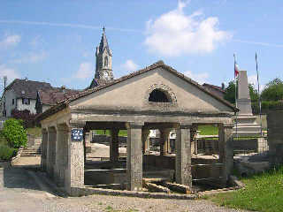 Feche — lEglise — 90 — le lavoir