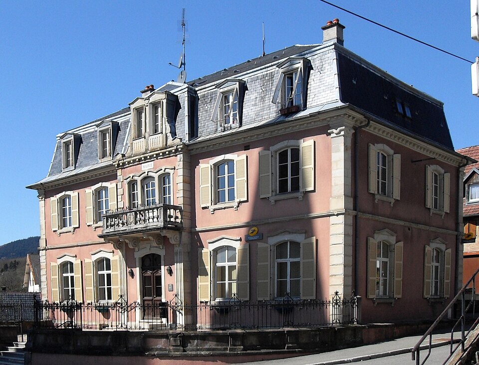 Rougemont — le — Château, Mairie