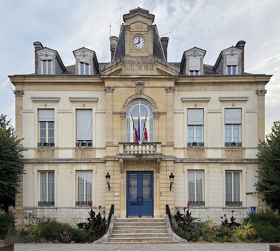 Hôtel Ville — Arpajon (FR91) — 2026 — 08 — 15 — 4