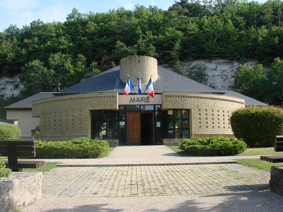 Mairie — de — Chalo — Saint — Mars